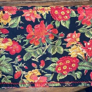 April Cornell Red and Yellow Floral runner with four place mats